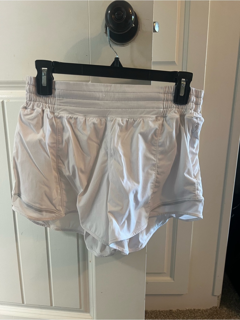 Lululemon Hotty Hot High-Rise Lined Short 4"